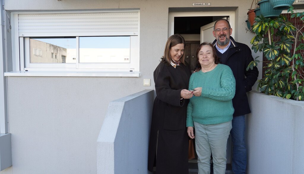 Município entregou primeiras habitações sociais reabilitadas